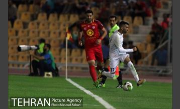 دیدار نقت تهران و پرسپولیس تهران در لیگ برتر فوتبال 16