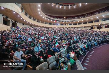 اکران عمومی فوتبال ایران_آمریکا در برج میلاد تهران  35