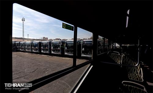 ورود اتوبوس‌های دوکابین جدید به تهران 43