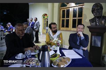 نشست شهردار تهران با اهالی شعر و ادب 15