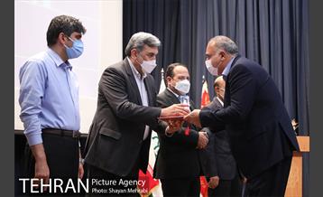 آیین تقدیر از آتش نشانان حریق پالایشگاه تهران 34