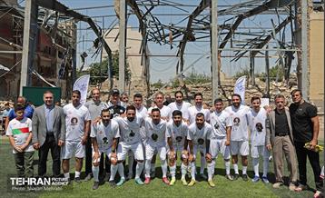 دیدار پیشکسوتان استقلال و پرسپولیس و اصحاب رسانه 24