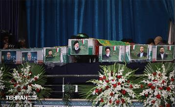 مراسم وداع با پیکر شهیدان خدمت - 2 3