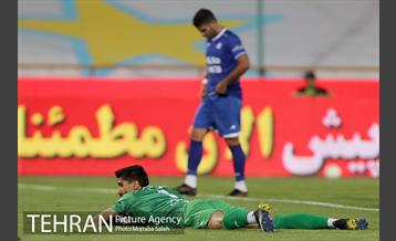 دیدار تیم های فوتبال استقلال تهران و ذوب آهن اصفهان 14