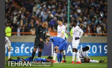 دیدار تیم‌های فوتبال استقلال - العین امارات 14