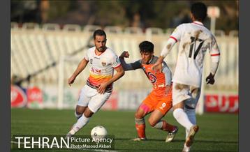 دیدار تیم های سایپا و فولاد خوزستان 13