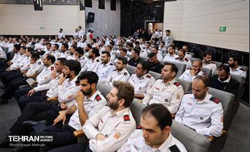 نشست مدیرعامل سازمان آتش‌نشانی تهران با کارکنان 27