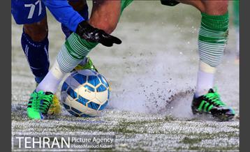 دیدار تیم‌ های فوتبال ماشین سازی تبریز واستقلال تهران