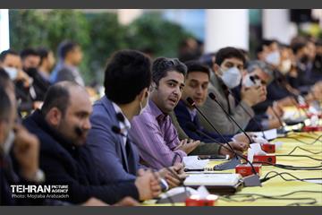 دیدار شهردار تهران با فعالان تولید دانش بنیان 16
