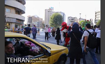 اختتامیه نمایش های خیابانی پویش از خودمان شروع کنیم 7