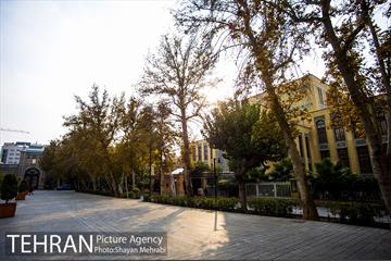 پاییز میدان مشق (سر در باغ ملی) 25