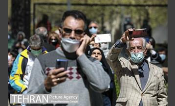 اجرای گروه موسیقی فانوس در باغ فردوس 15