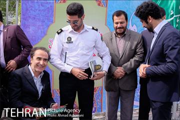 آیین رونمایی از تابلوی میدان قمر بنی هاشم (ع) 12