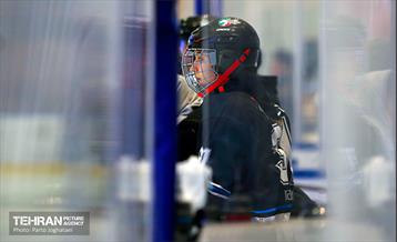 اسکیت هاکی روی یخ زنان 4