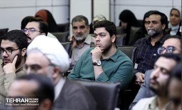 آیین افتتاحیه نمایشگاه «قرار هشتم» 13