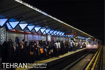 خدمات‌رسانی مترو تهران به نمازگزاران عیدسعیدفطر 25