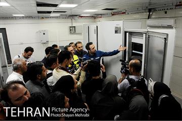 شبگردی اصحاب رسانه در خط 7 مترو تهران 38