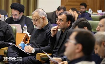 جلسه شورای شهر با حضور شهردار تهران 17