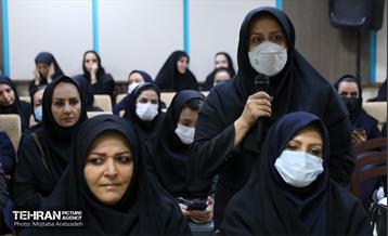 دیدار صمیمانه شهردار تهران با کارکنان شهرداری منطقه هشت