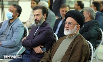 آیین رونمایی از کتاب "سر در مقدس" 5