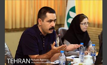 نشست تغییرات اقلیمی با حضور هنرمندان و فعالان محیط زیست‎ 13