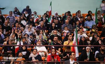 مراسم تجلیل از کشتی‌گیران قهرمان جهان (جشنی برای ایران) 57