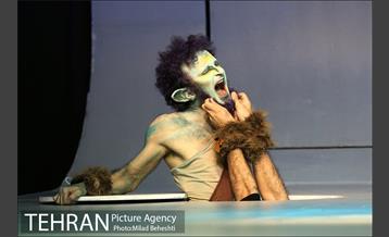 نمایش رویای یک شب نیمه تابستان‎ 22