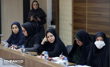 دیدار معاون امور فرهنگی و اجتماعی با کارکنان حوزه اجتماعی و فرهنگی شهرداری منطقه 4 22