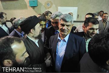 تجدید بیعت شهردار و مدیران شهری با آرمان های حضرت امام خمینی(ره) 42