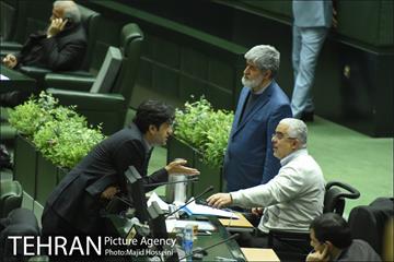 حضور شهردار تهران در جلسه علنی مجلس شورای اسلامی 24