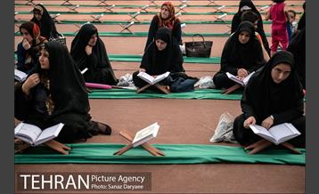 اجرای کرسی های تلاوت قرآن ویژه ماه مبارک رمضان در میدان امام حسین 2