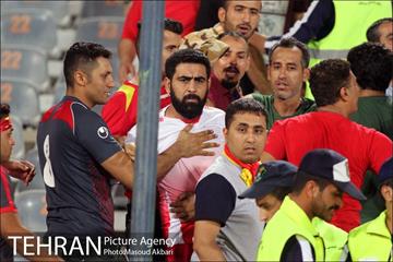 دیدار پرسپولیس و فولاد خوزستان در لیگ برتر فوتبال 3