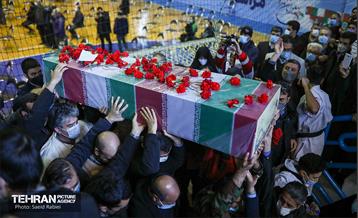 تشییع دو شهید گمنام دفاع مقدس در وزارت ورزش و جوانان 24