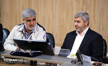 بازدید مدیرکل سرمایه انسانی از شرکت واحد اتوبوسرانی 32