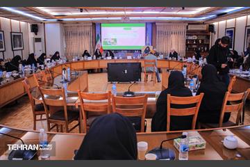 نشست تخصصی آشنایی با مکتب بانو امین 12