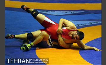 رقابت های عمومی کشتی آزاد بزرگسالان کشور