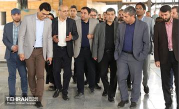 بازدید عضو شورای شهر از پایانه شرق 8