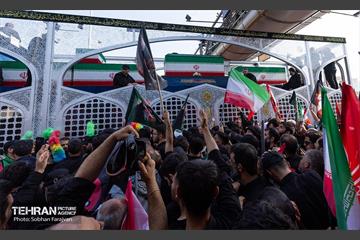 تشییع پیکر آقای شهید ایران - 3 41