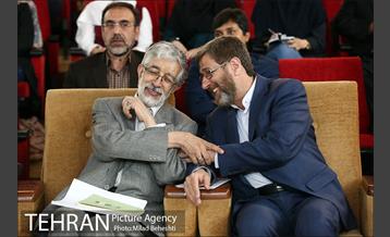 ویژه برنامه آیین سخن در رادیو ایران 4