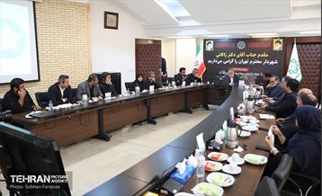 نشست بررسی چالش‌ها و معضلات نگهداشت و تنظیف شهر تهران 23