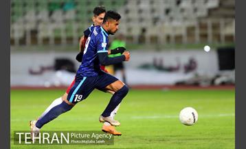 دیدار تیم های فوتبال پیکان و شهر خودرو 24