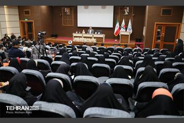 نشست صمیمانه شهردار تهران با مسئولین پایگاههای بسیج دانشجویی تهران 26