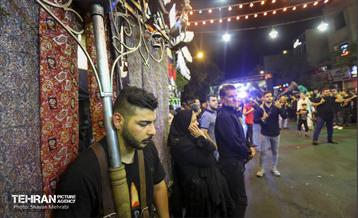 عزاداری شب عاشورای حسینی 5