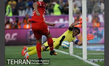 دیدار پرسپولیس و استقلال در لیگ برتر فوتبال 34