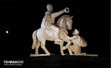 رویداد «شب ایران» در میدان انقلاب اسلامی 16