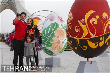 میدان آزادی به استقبال بهار رفت 3