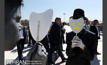 افتتاح باغ هنر اراضی عباس آباد با حضور شهردار تهران 12