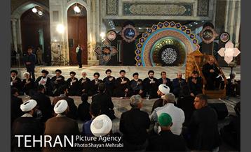 احیای شب نوزدهم ماه مبارک رمضان در حرم امام خمینی(ره) 34