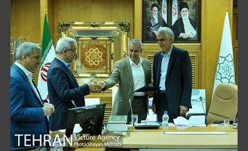 جلسه شورای معاونین با حضور شهردار تهران 33