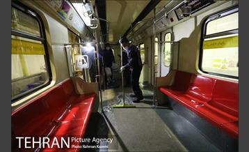 آغاز عملیات ضدعفونی کردن مترو تهران 27